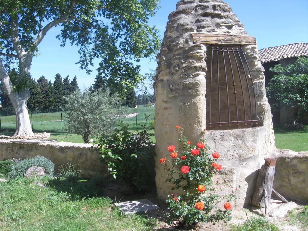 Mas Du Puits Bed & Breakfast Courthézon Exterior photo